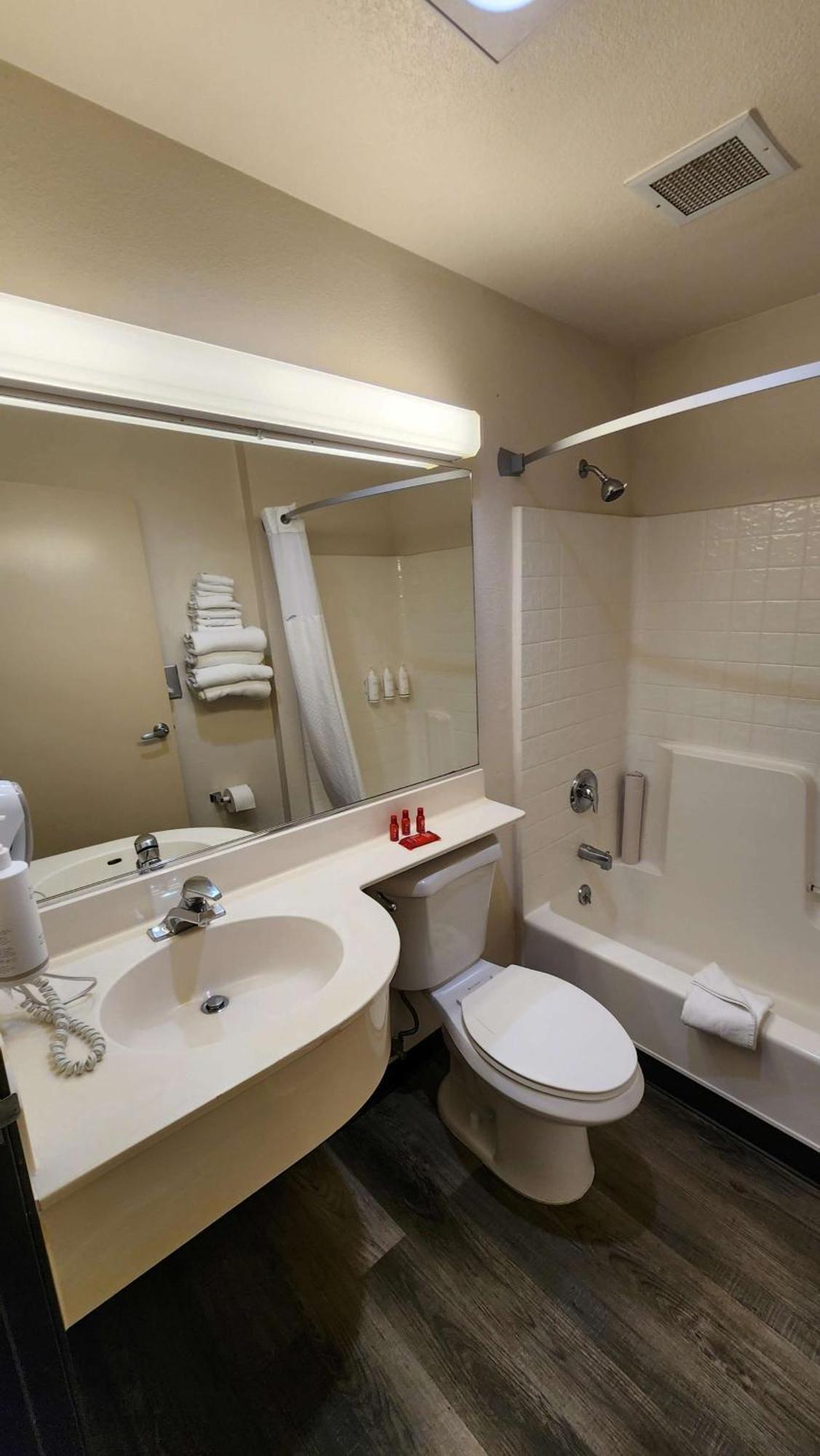 Surestay By Best Western Sacramento South Natomas מראה חיצוני תמונה